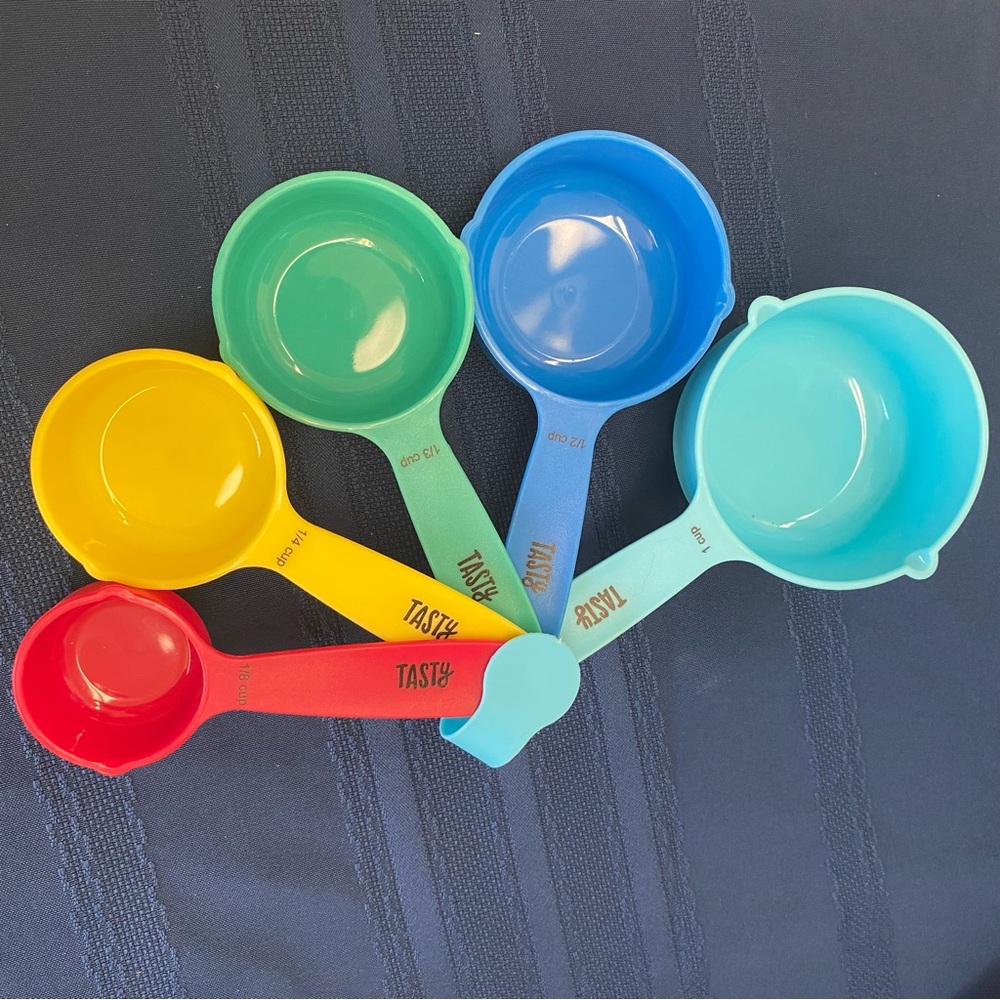 Tasty utensils and mini-pan
